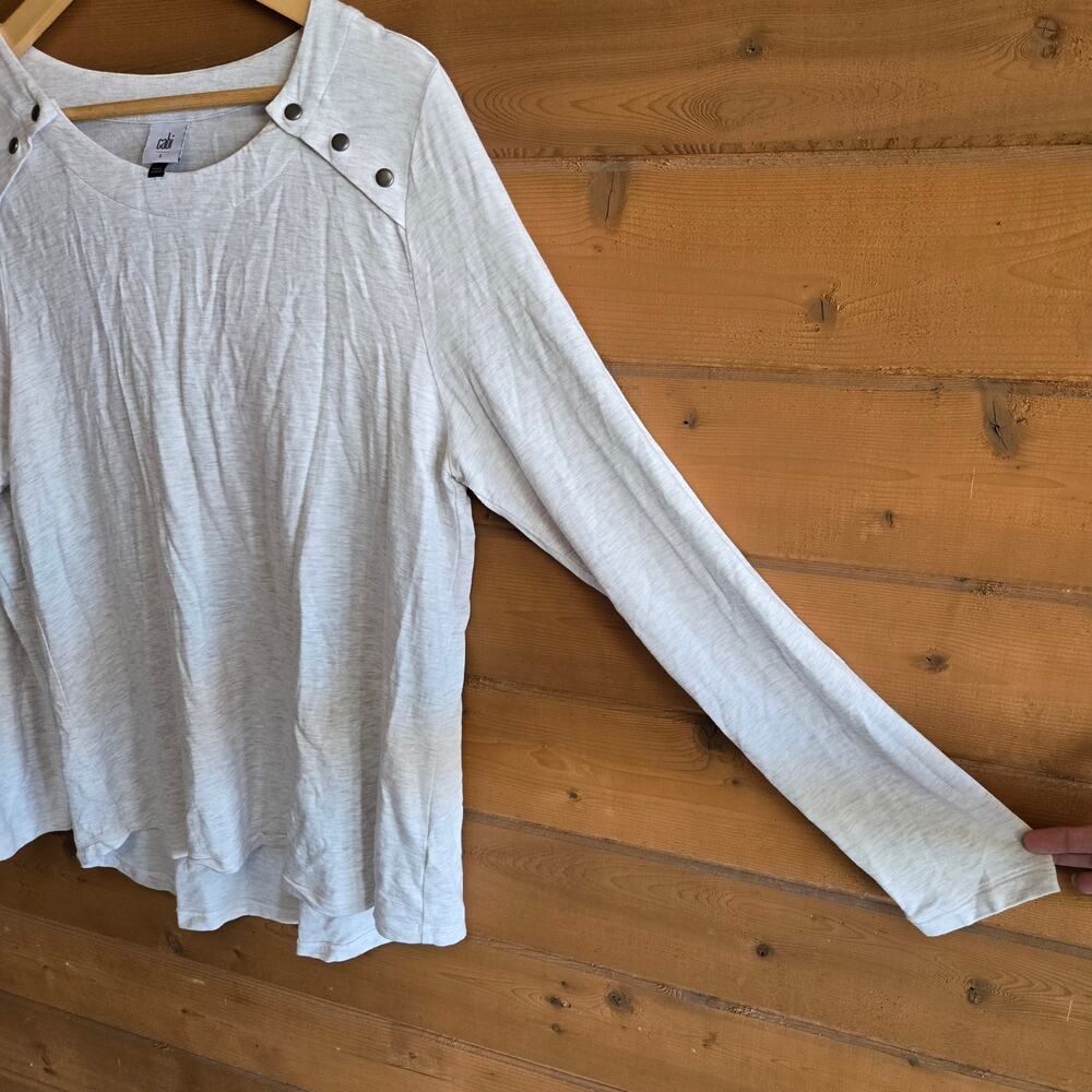 Cabi 6119 Snap Shoulder Sweatshirt Gray Large Soft Top Long Sleeve Fall Cozy - Picture 7 of 7